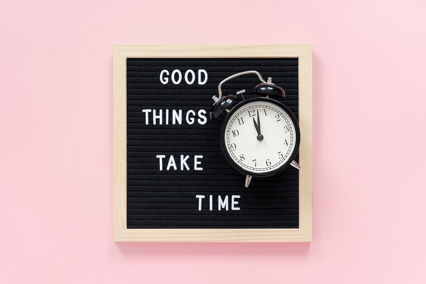 Good things take time перевод. Good things take time. Обои на телефон things take time. Take things without asking.